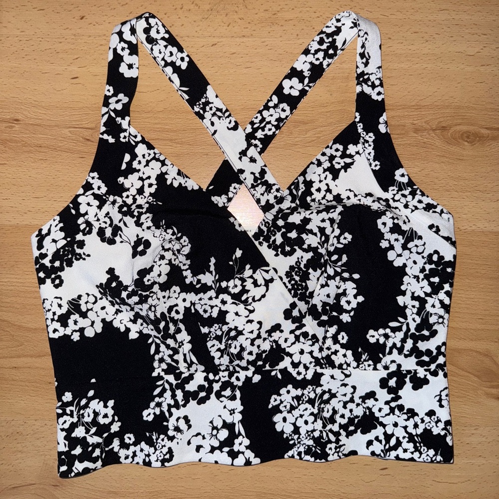 Club Monaco floral crop top NWT